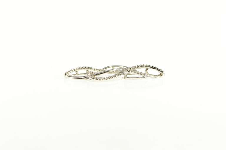 10K White Gold 0.30 Ctw Diamond Encrusted Wavy Loop Swirl Pendant
