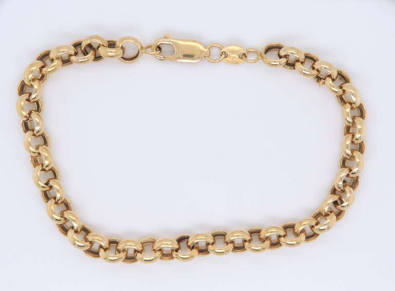 Elegant Yellow Gold Rolo Link Bracelet