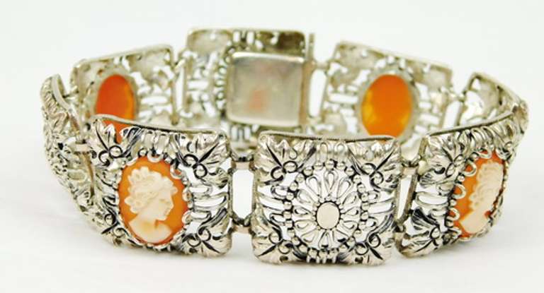 Beautiful Vintage German Sterling Shell Cameo Bracelet