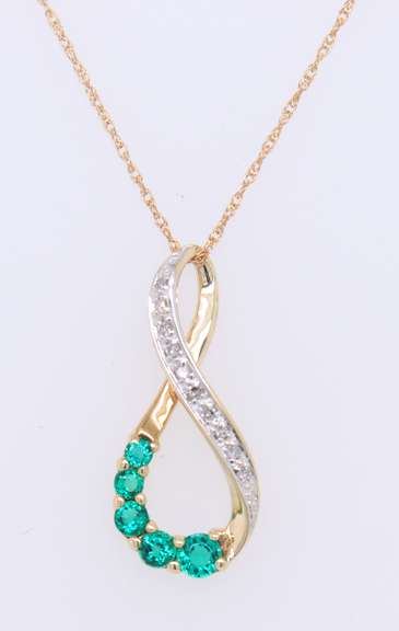 Stunning Yellow Gold Synthetic Emerald and Diamond Infinity Pendant on Chain
