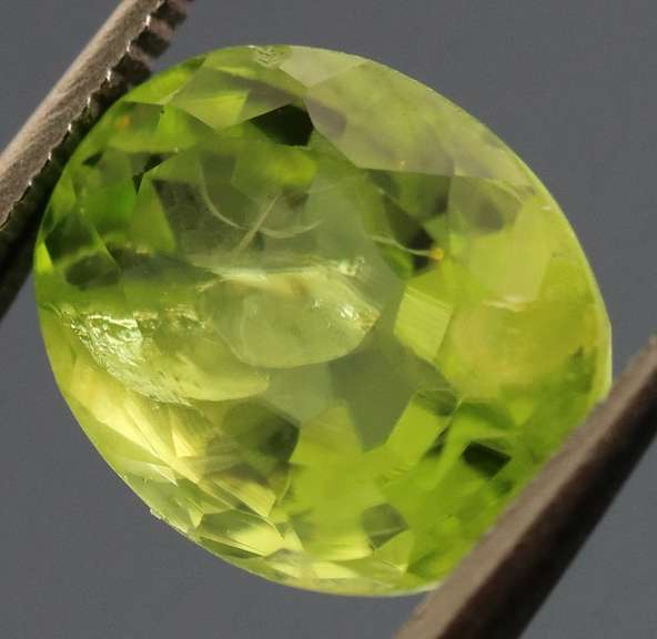 Large 3.10ct Burma green Peridot