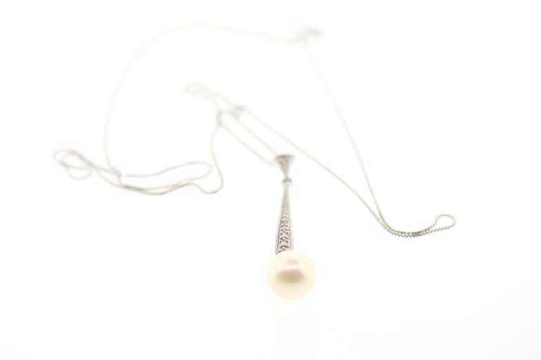 Elegant 14kt Pearl and Diamond Necklace