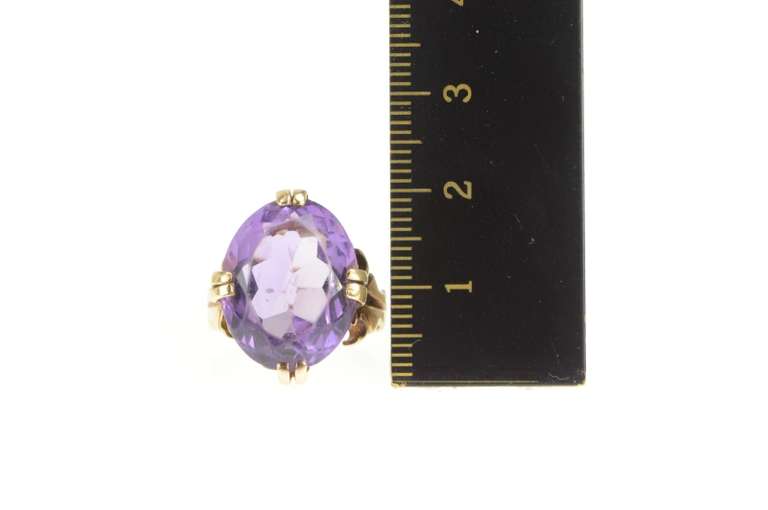 14K Yellow Gold Victorian Oval Amethyst Ornate Cocktail Ring