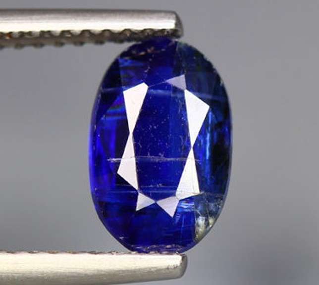 Gorgeous 2.08ct royal blue Kyanite