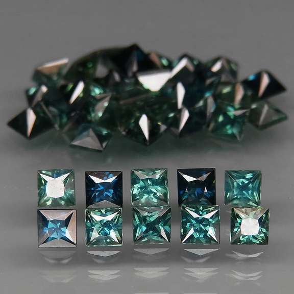 Vivid blue and green 5.13ct princess radiant cut Sapphire set