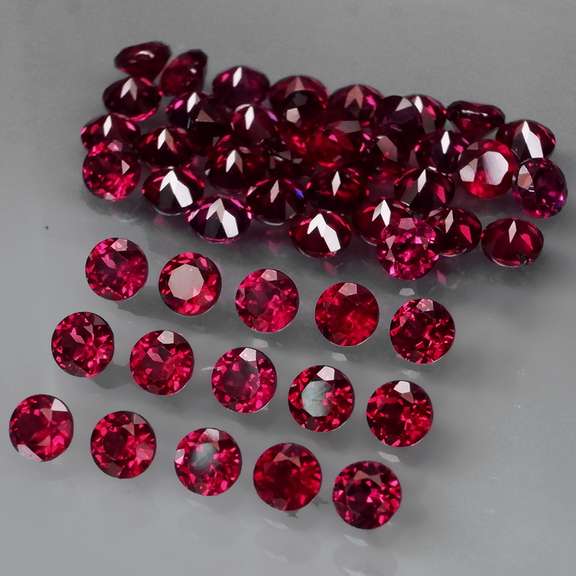 Premium diamond cut 6.67ct Rhodolite Garnet set