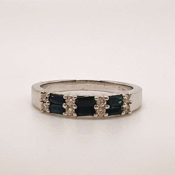 14kt Gold, Blue Sapphire, & Diamond Ring