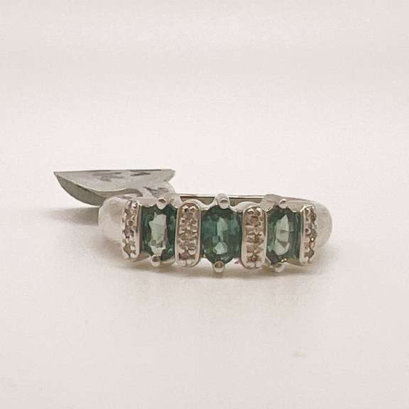 14kt Gold, Blue Sapphire, & Diamond Cocktail Ring