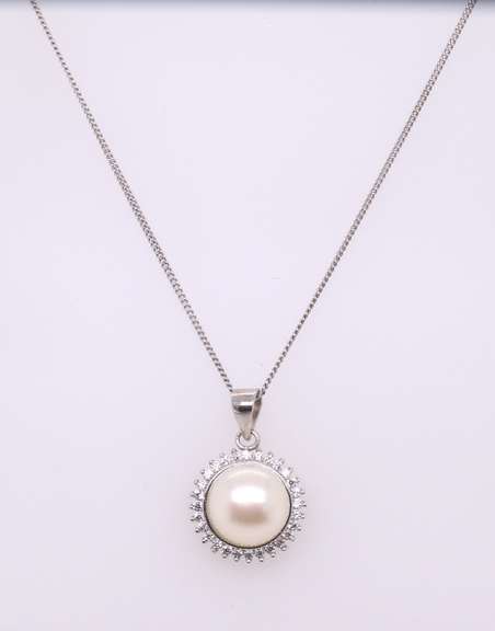 Sterling Silver Pearl and Cubic Zirconia Pendant on Chain