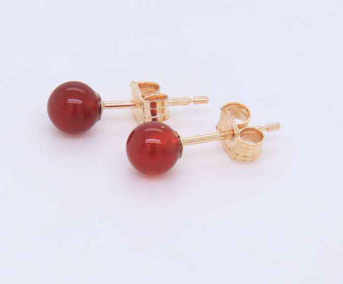 Beautiful Yellow Gold Carnelian Stud Earrings