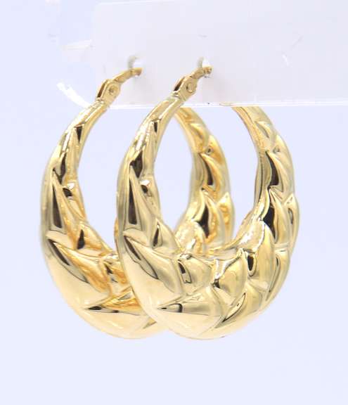 Stunning Yellow Gold Quilted Hoop Earrings