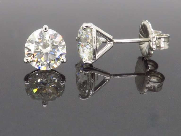 2 1/2CTW Martini Diamond Stud Earrings