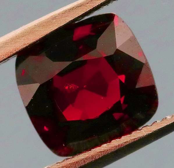 Incredible 1.27ct collectors dark red Spinel