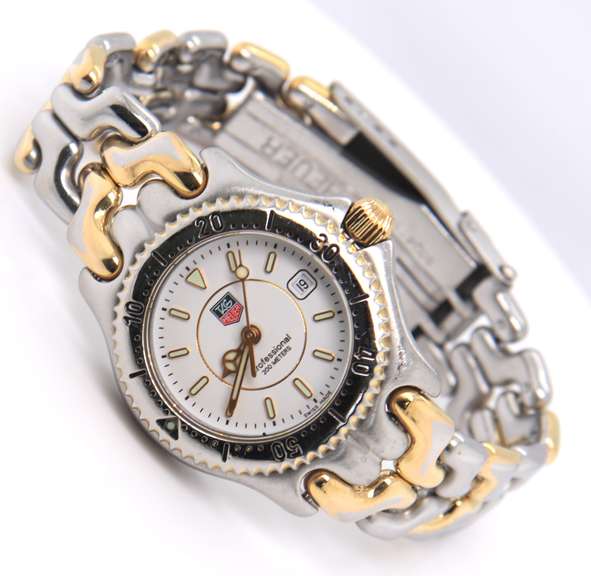 Tag Heuer Link Professional 200m Quartz Watch