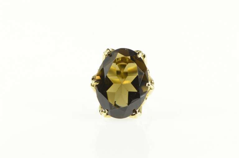 18K Yellow Gold Ornate Retro Oval Smoky Quartz Cocktail Ring
