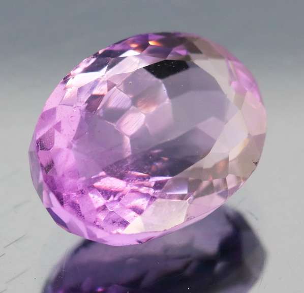 Vibrant! 9.62ct violet Amethyst