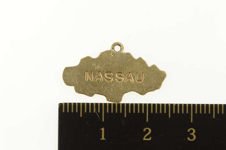 9K Yellow Gold Nassau Bahamas Map Souvenir Travel Charm/Pendant