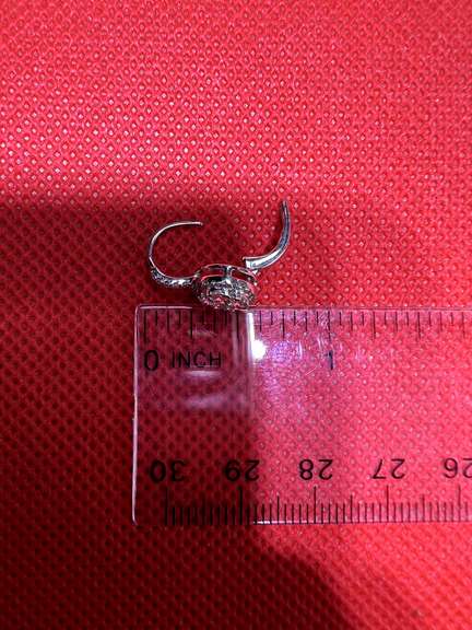 ELEGANT 14K WHITE GOLD EARRINGS WITH 1.00 CARAT OF DIAMOND