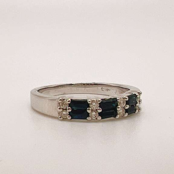 14kt Gold, Blue Sapphire, & Diamond Ring