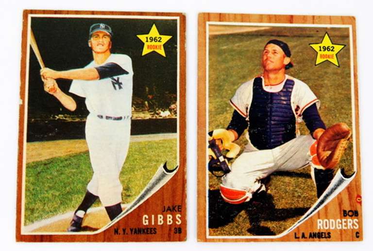 2 Topps 1962 Rookie Baseball Cards
