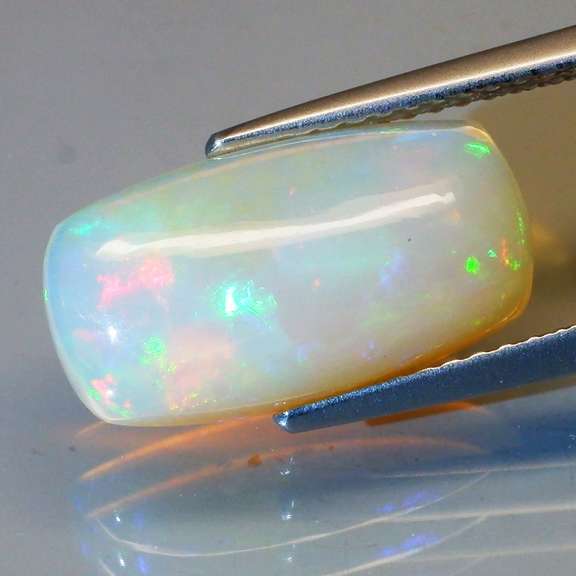 Ravishing 3.39ct unheated Welo Jelly Opal