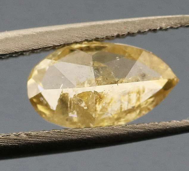 Unique .47ct unheated golden bronze Diamond