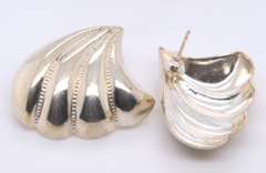 Lot of 2 Vintage 925 Sterling Silver Earrings