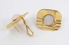 Interesting Geometric Mobe Pearl Earrings