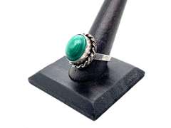 Oval Malachite Tibetan Silver Rope Ring