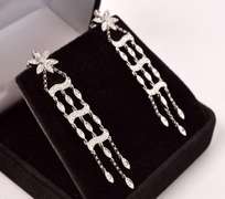Marvelous Dangling Diamond Earrings in 14K White Gold
