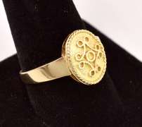Wonderful Scroll Ring in 14K Yellow Gold