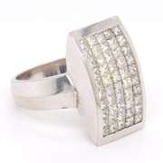 LADIES 14K WHITE GOLD AND DIAMOND RING