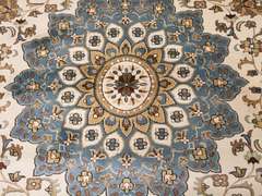 CLASSIC MEDALLION DESIGN RUG 8x11