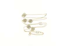 18K Yellow Gold Ornate Rose Flower Pearl Beaded Opera Chain Necklace