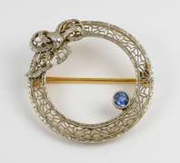 Antique Filigree Wreath Brooch