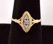 Lovely Diamond Ring in 14K Yellow Gold