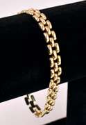 Brilliant Bar Link Bracelet in 14K Yellow Gold