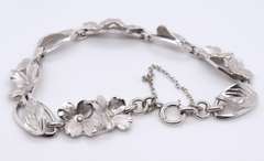 Vintage Sterling Silver Flower Style Link Bracelet
