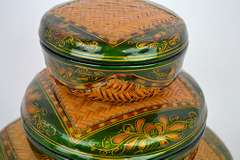Rare Vintage Vietnamese Handcrafted Rattan and Bamboo Nesting Lidded Baskets, Set of 3