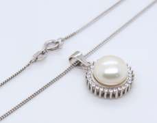 Sterling Silver Pearl and Cubic Zirconia Pendant on Chain