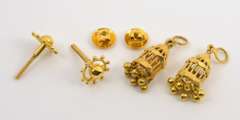 Versatile High Karat Gold Earrings