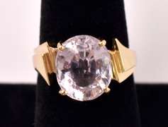 Ravishing Rose Quartz Ring in 14K Yellow Gold
