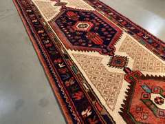 EXQUISITE FINE PERSIAN  RUNNER 11'