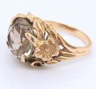 Stunning Yellow Gold Smokey Quartz in Flower Motif Ring