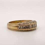 Gorgeous 18kt Gold & Diamond Band Ring