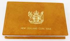 1985 New Zealand Proof Coin Set w/Silver Dollar