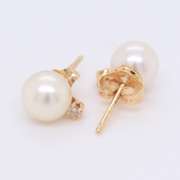 Elegant Yellow Gold 6mm Pearl and Diamond Stud Earrings