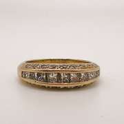 Gorgeous 18kt Gold & Diamond Band Ring
