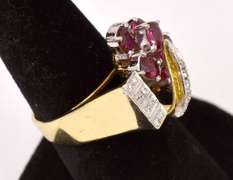 Delightful Ruby and Diamond Ring in 14K Yellow Gold