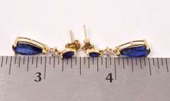 Stunning Dangling Sapphire Earrings in Yellow Gold